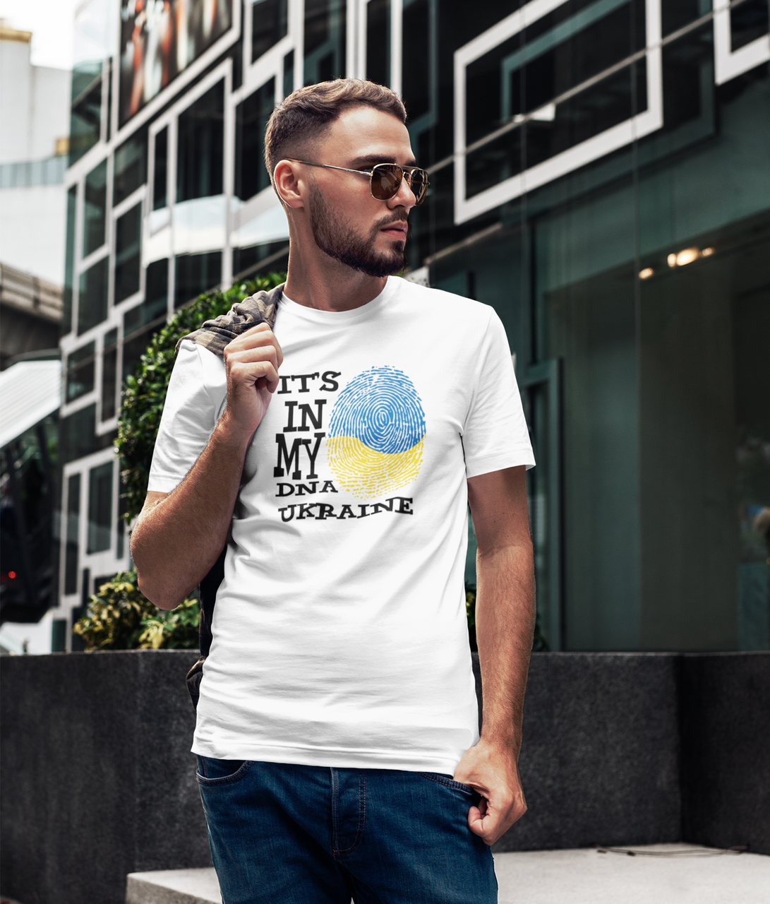 Футболка чоловіча Mishe 11000124 з принтом Патріотичним Білий (75212754)