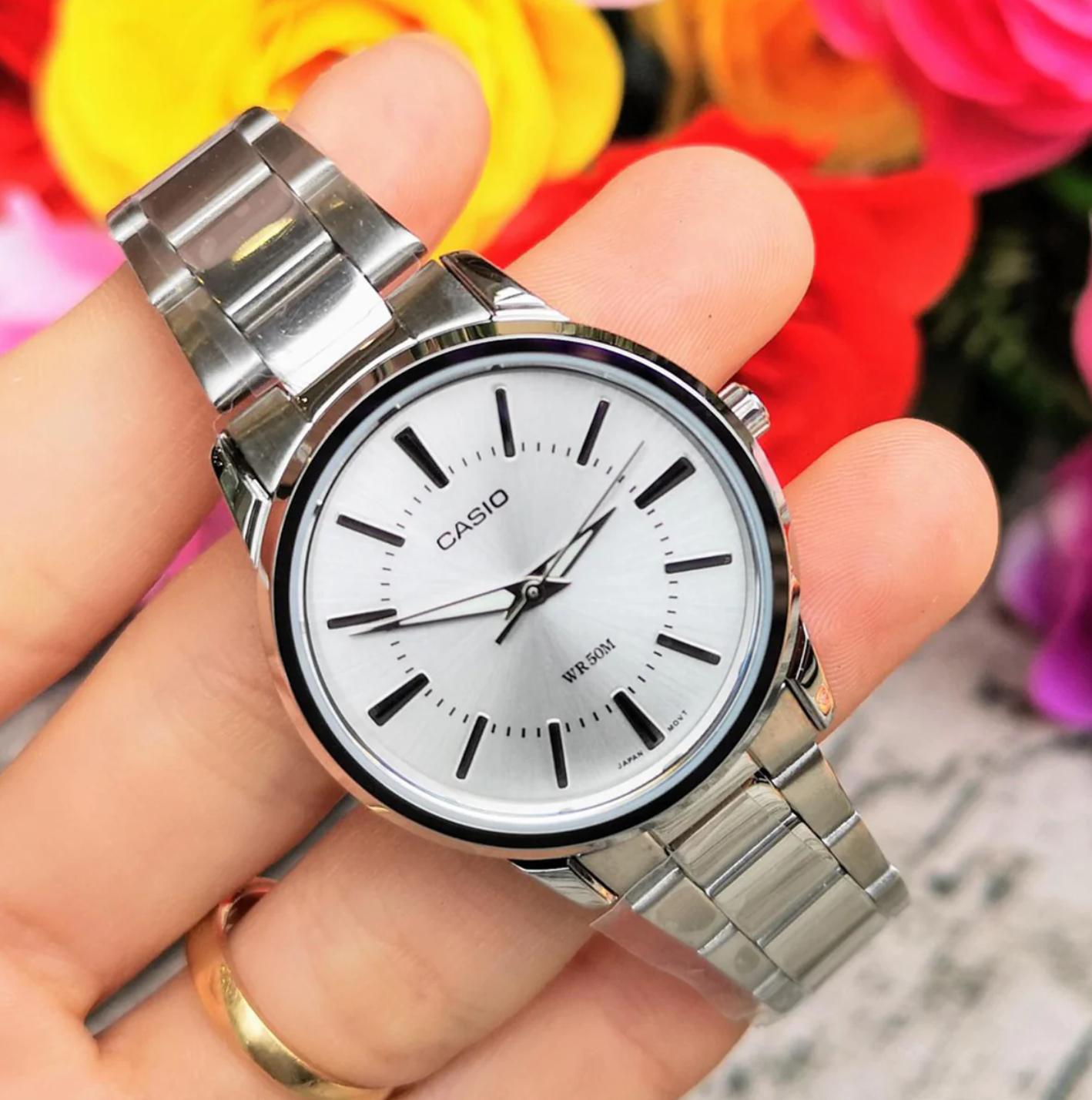 Наручний годинник жіночий Casio LTP-1303D-7A d 30 мм - фото 2 Наручний годинник жіночий Casio LTP-1303D-7A d 30 мм - фото 2