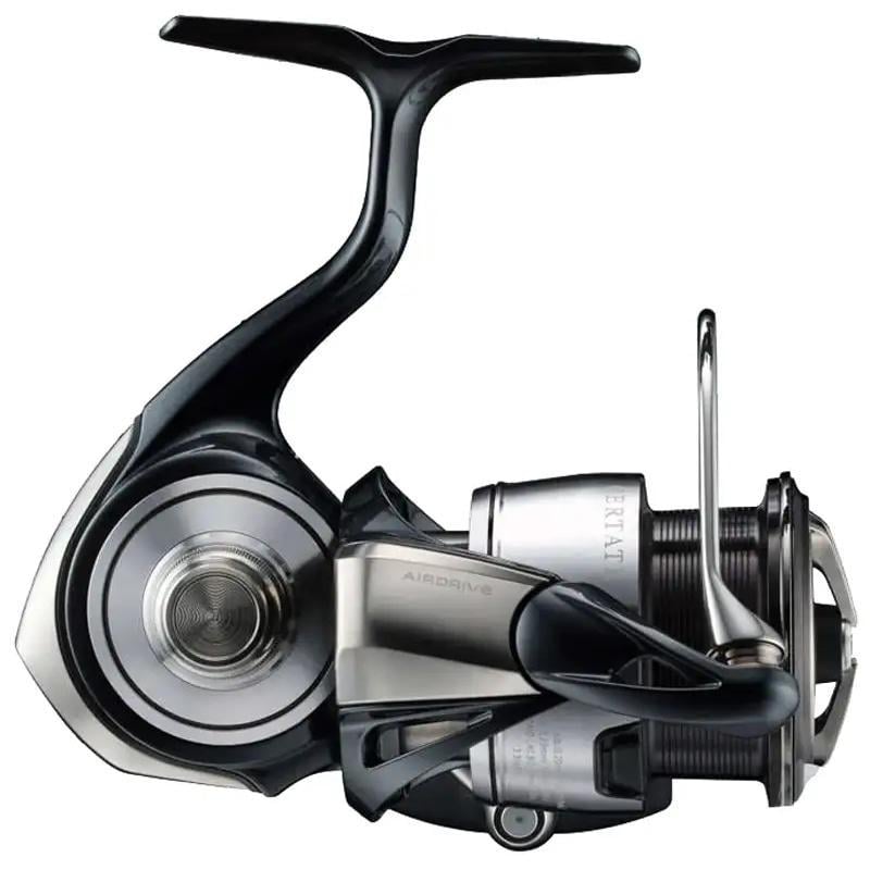 Катушка Daiwa 24 Certate G FC LT 2500 (2134173021) - фото 2 Катушка Daiwa 24 Certate G FC LT 2500 (2134173021) - фото 2