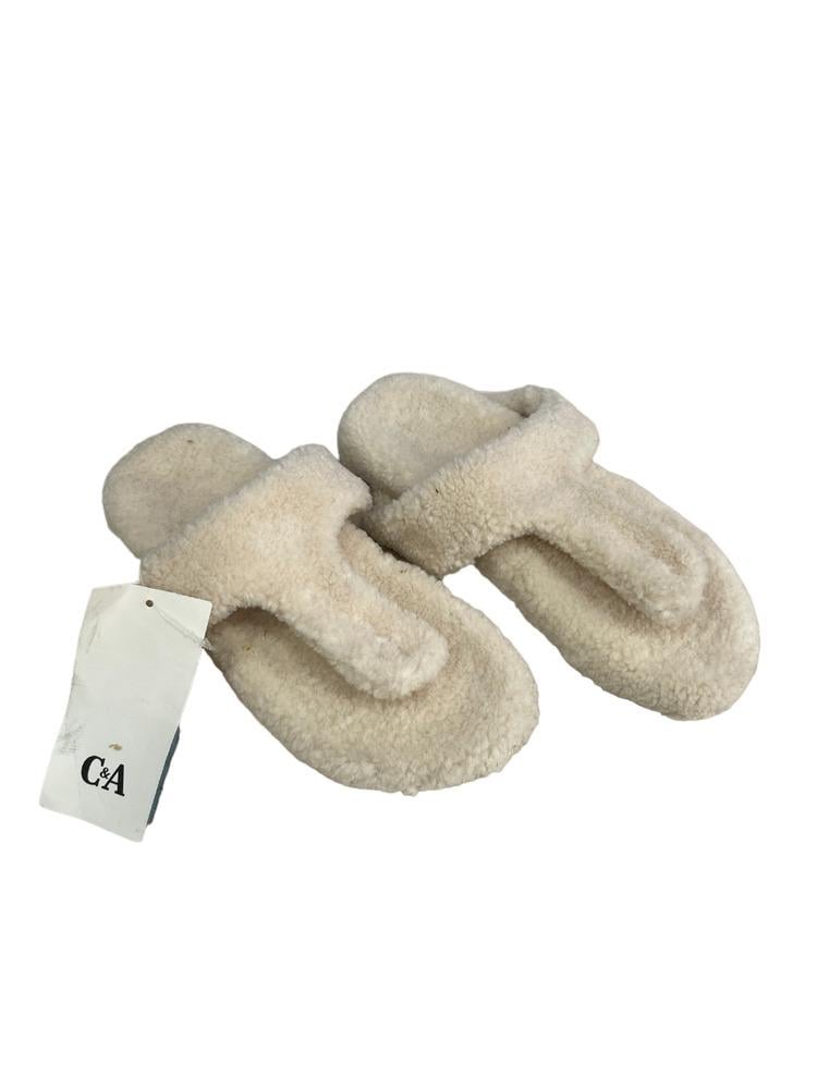 Тапки C&A 74174/2163879/67 р. 38/39 Кремовый