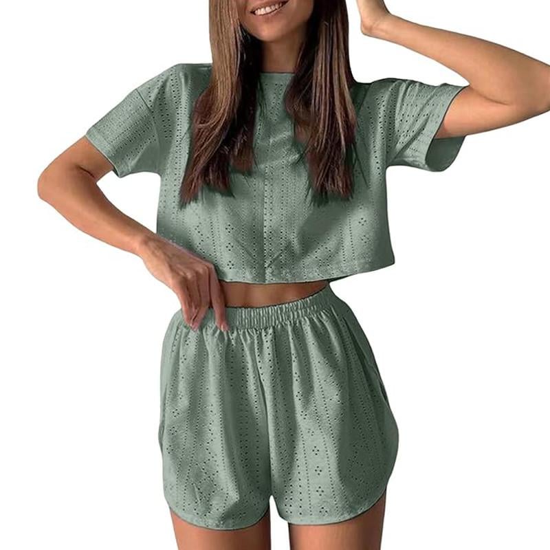 Піжама-комплект жіноча Lesko SM24107A футболка та шорти S Green (28525264) - фото 2 Піжама-комплект жіноча Lesko SM24107A футболка та шорти S Green (28525264) - фото 2