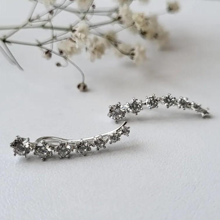 Серьги-каффы из серебра с камнями 1,90 г