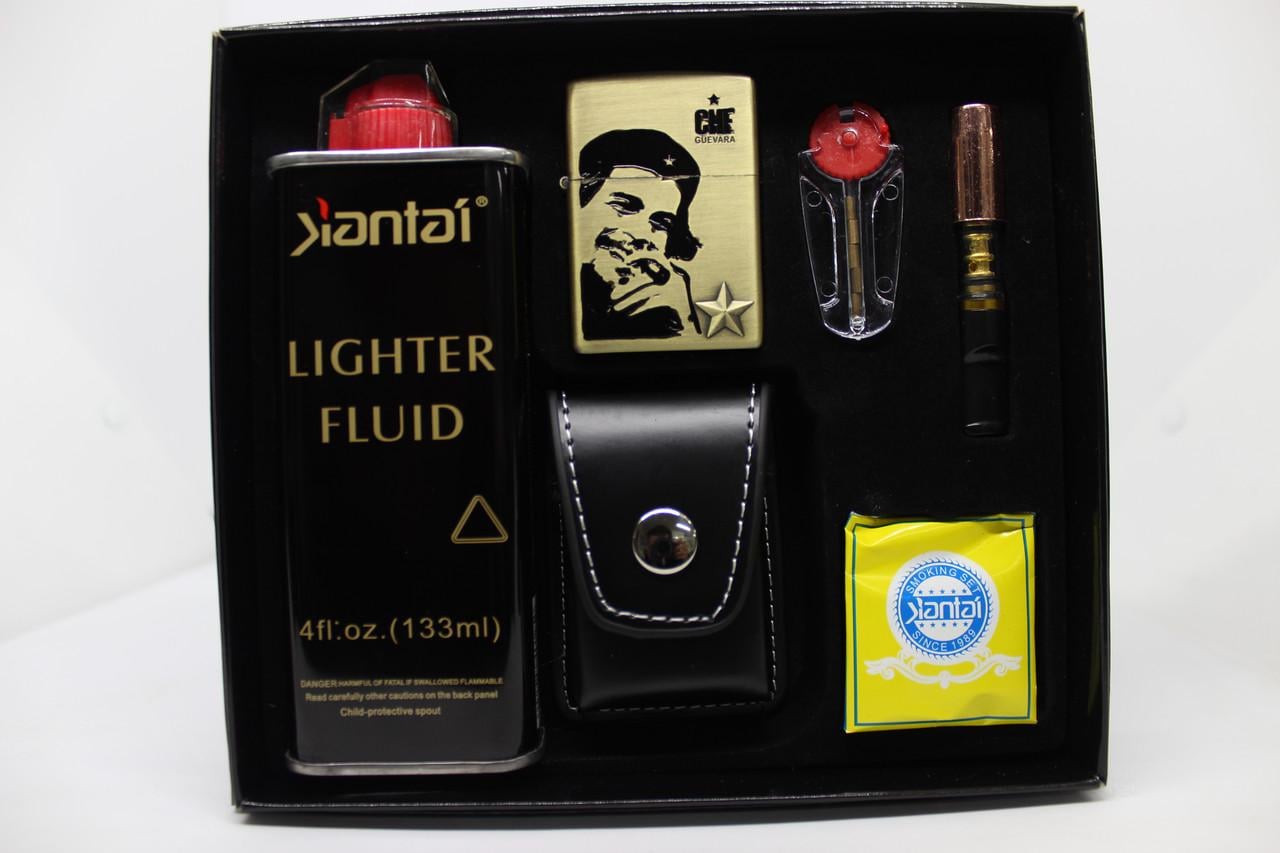 Подарочный набор ZIPPO с бензиновой зажигалкой Che Guevara №2-136 002 (2729770090) Подарочный набор ZIPPO с бензиновой зажигалкой Che Guevara №2-136 002 (2729770090)