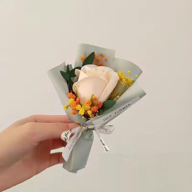 Букет із сухоцвітів та штучних квітів (НР051601)