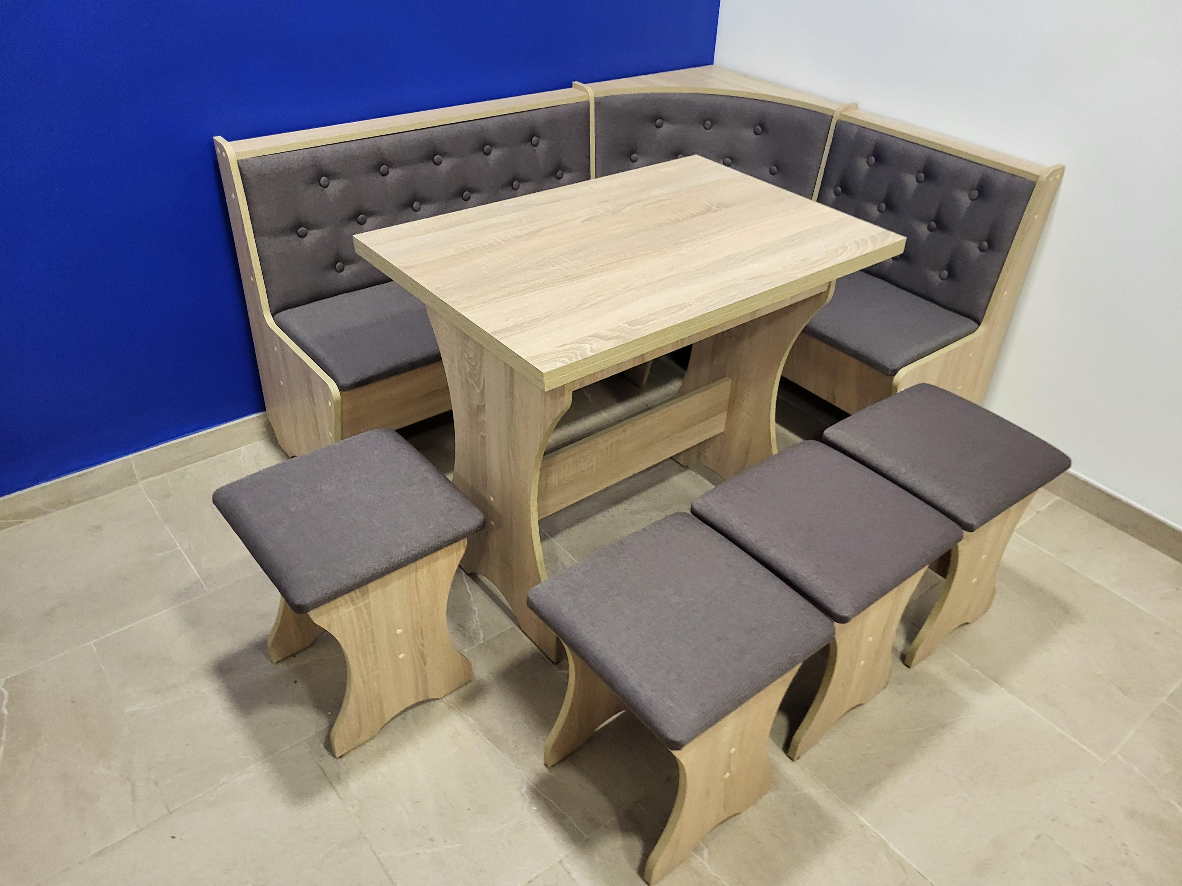 Кухонный уголок Семейный со столом и 4 табуретами 113,5х153,5 см Дуб Сонома/Бонус Нова (KSTTTT-DS-BN)