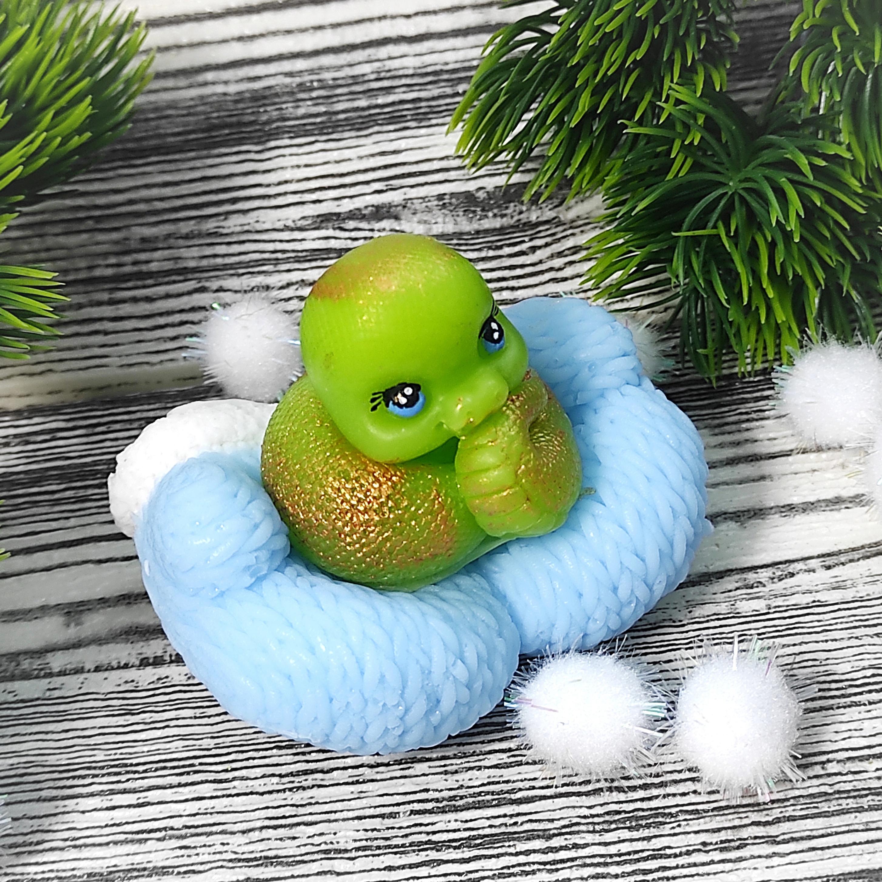 Мыло Bila Lileya Змея на перчатках в коробке на Новый год ручная работа (MS-00732)