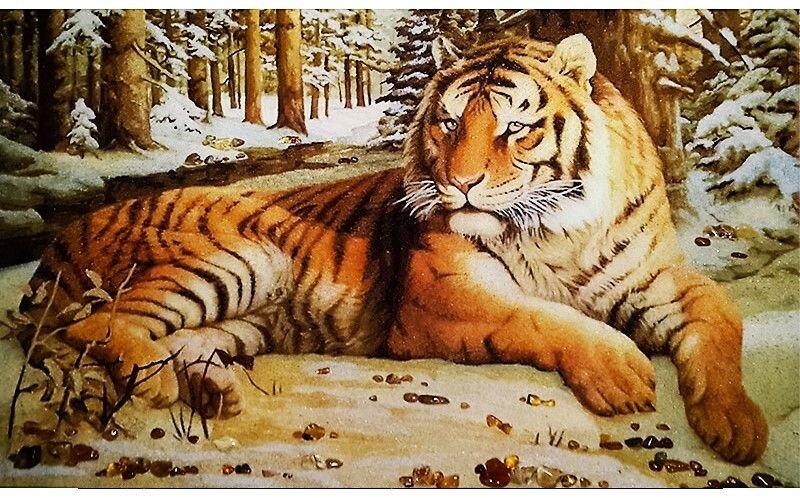 Картина Тигр из янтаря 30х40 см (К0082-30х40)