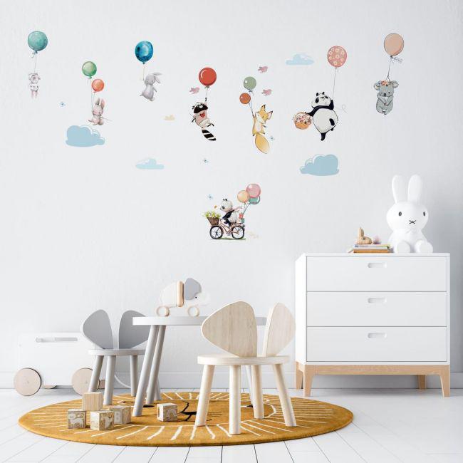 Стикеры детские на стену Животные на шарах Sticker Wall SW-00001011 30х40 см 4 листа 120х40 см