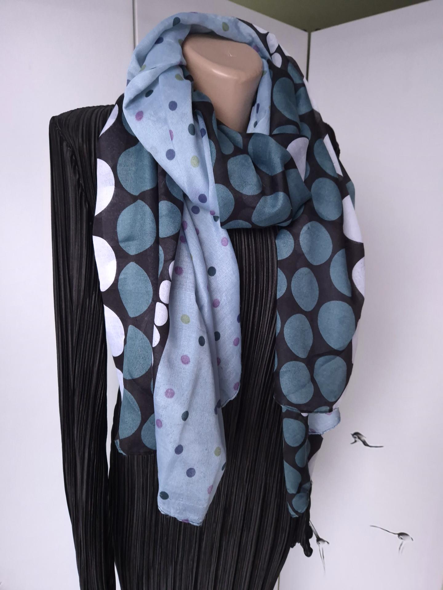 Шарф-палантин жіночий в різнокольорові горошки весна-осінь 172х110 см Блакитний (15081) - фото 7