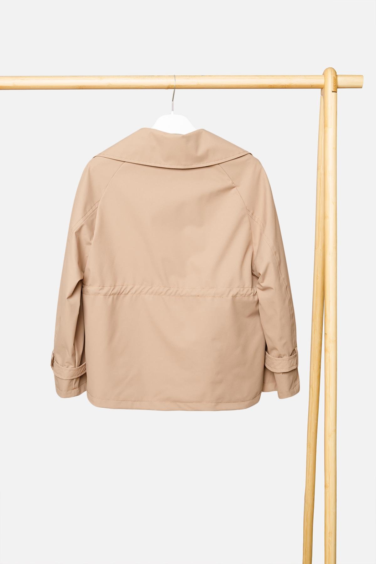 Ветровка-тренч для девочки 146 см Бежевый (SKT001038886)