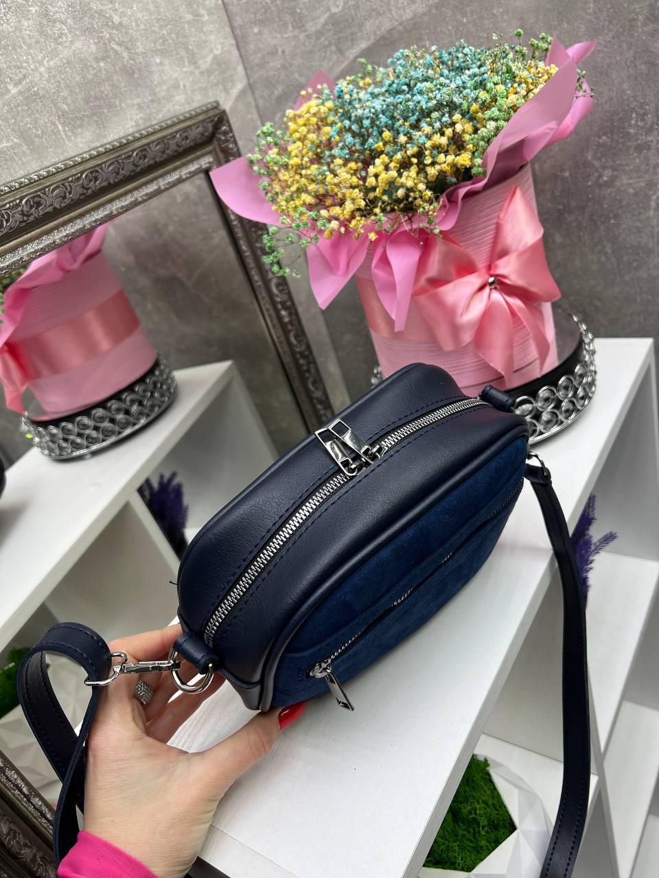 Сумка через плече жіноча сучасна міська екошкіра/натуральна замша 22х15х8 см Синій - фото 3 Сумка через плече жіноча сучасна міська екошкіра/натуральна замша 22х15х8 см Синій - фото 3