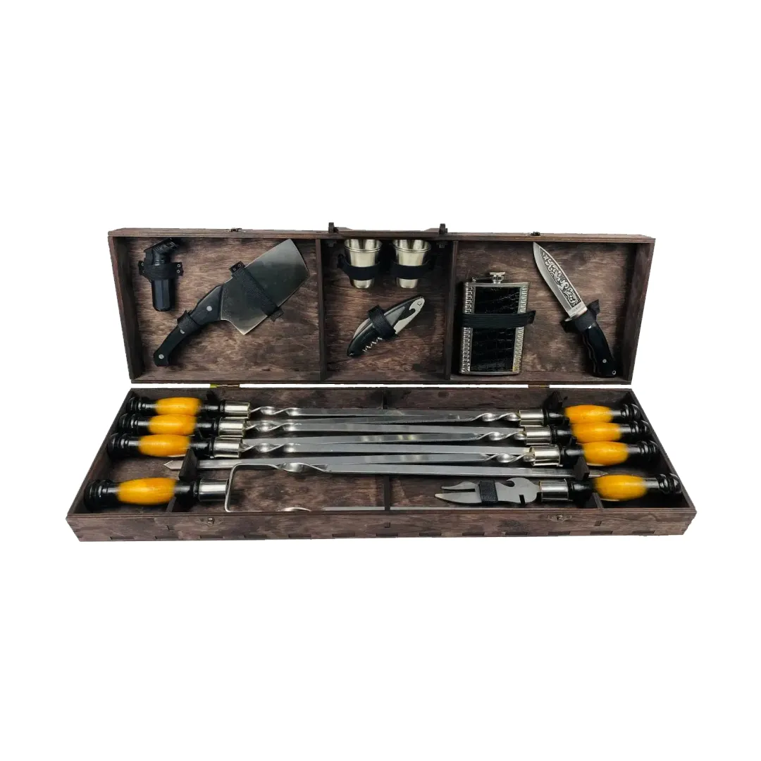 Набор шампуров в кейсе из фанеры Вуд на 17 пр. из нержавеющей стали (2-10-NB-3006)