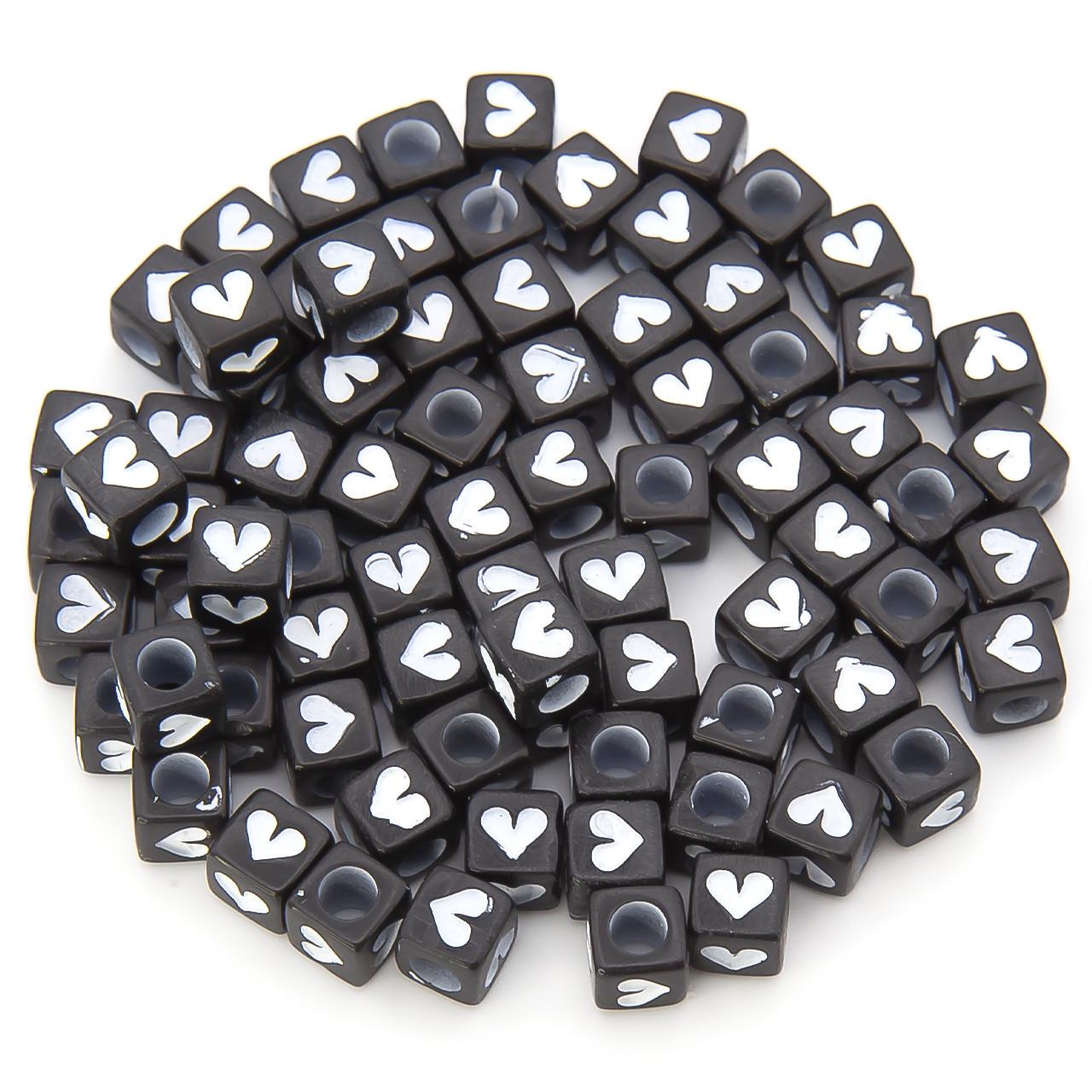 Бусины пластиковые в форме куба с белыми сердечками 6х6 мм 25 г 145 шт. Черный (БП0606с56)