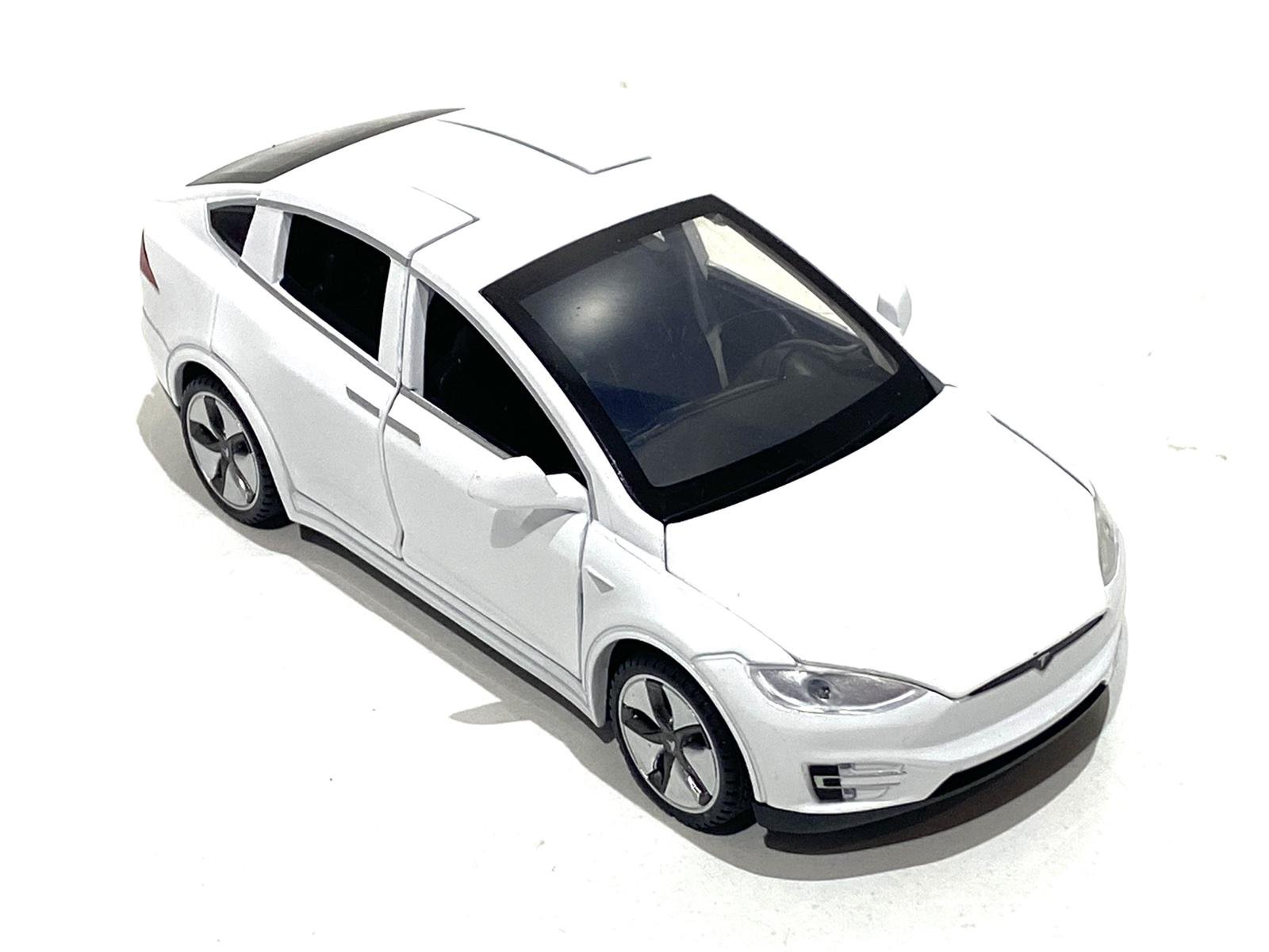 Машинка металлическая TK Union Group AutoExpert Tesla Model X 1:32 свет/звук/двигающееся элементы Белый (42114W)