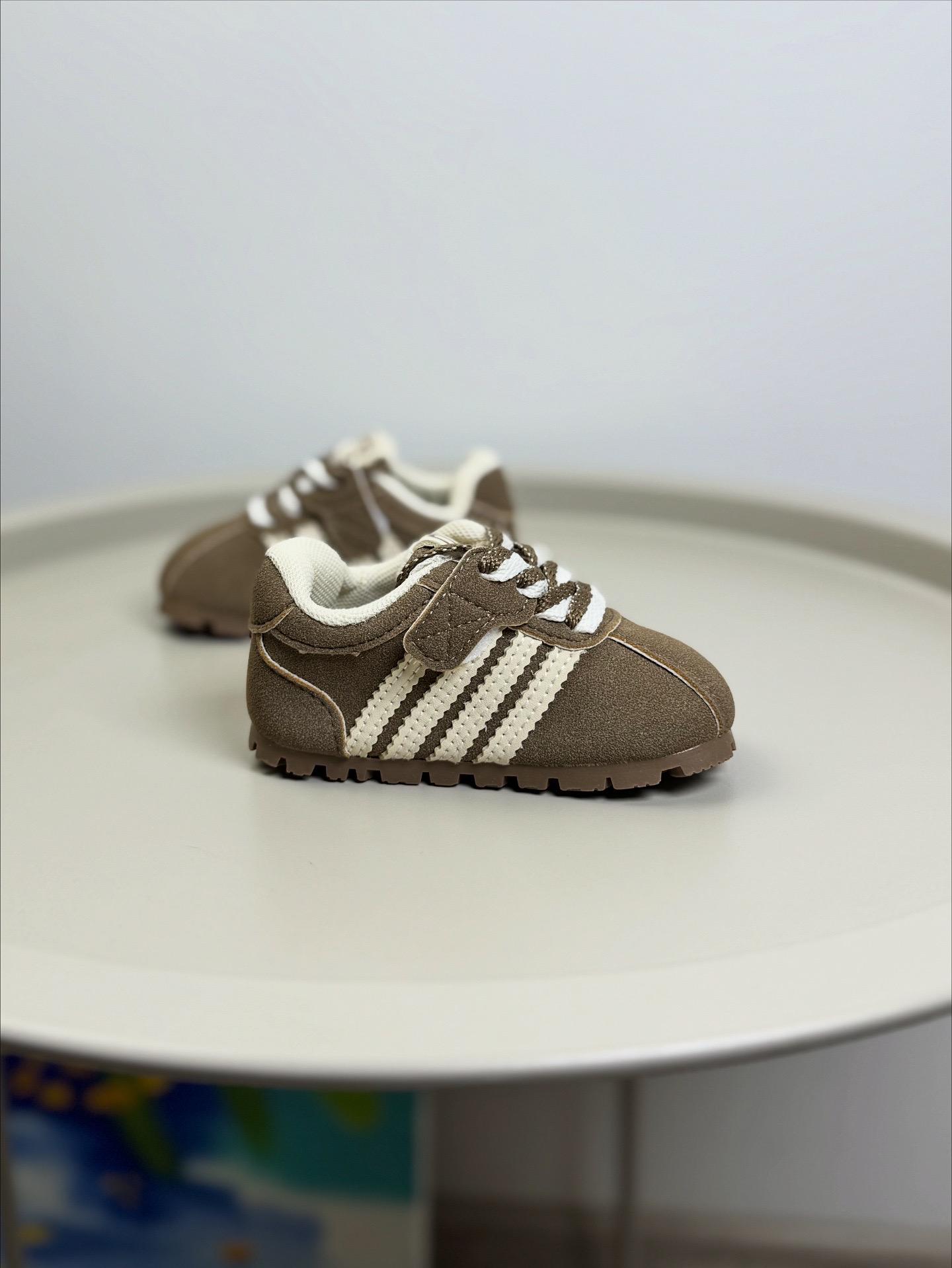 Кроссовки детские 1593 р. 18 Бежевый (29516114) - фото 2 Кроссовки детские 1593 р. 18 Бежевый (29516114) - фото 2