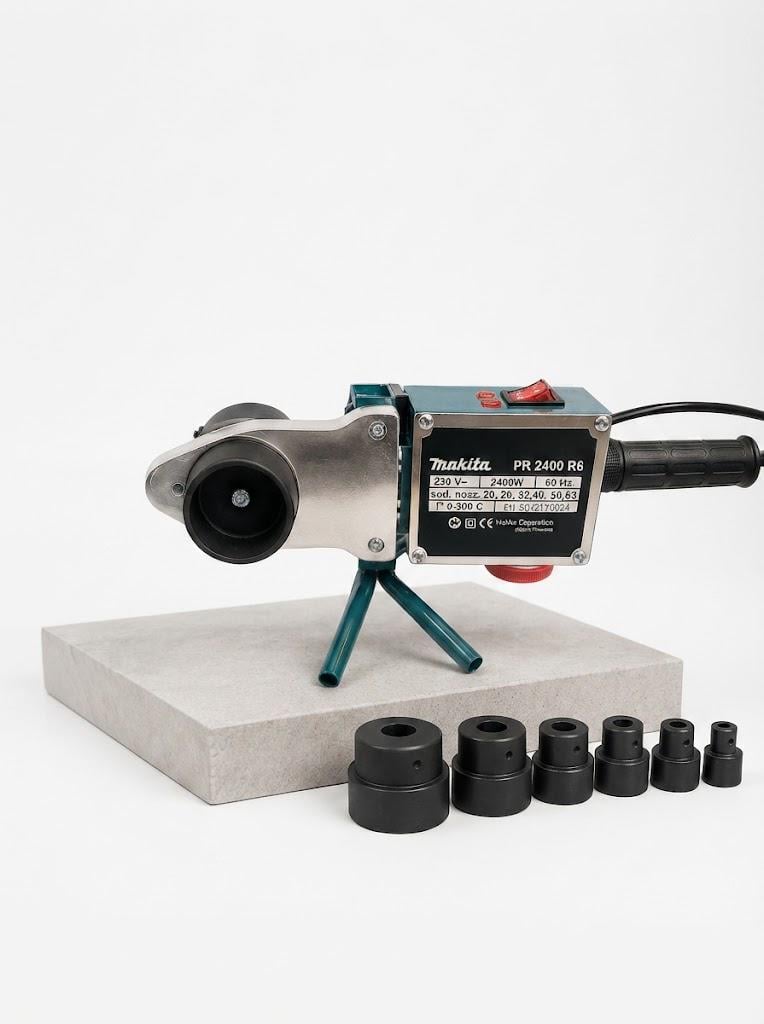 Паяльник для пластикових труб Makita PR2400R6 2400 Вт 300°C 20-63 мм з насадками та металевим кейсом (24002039)