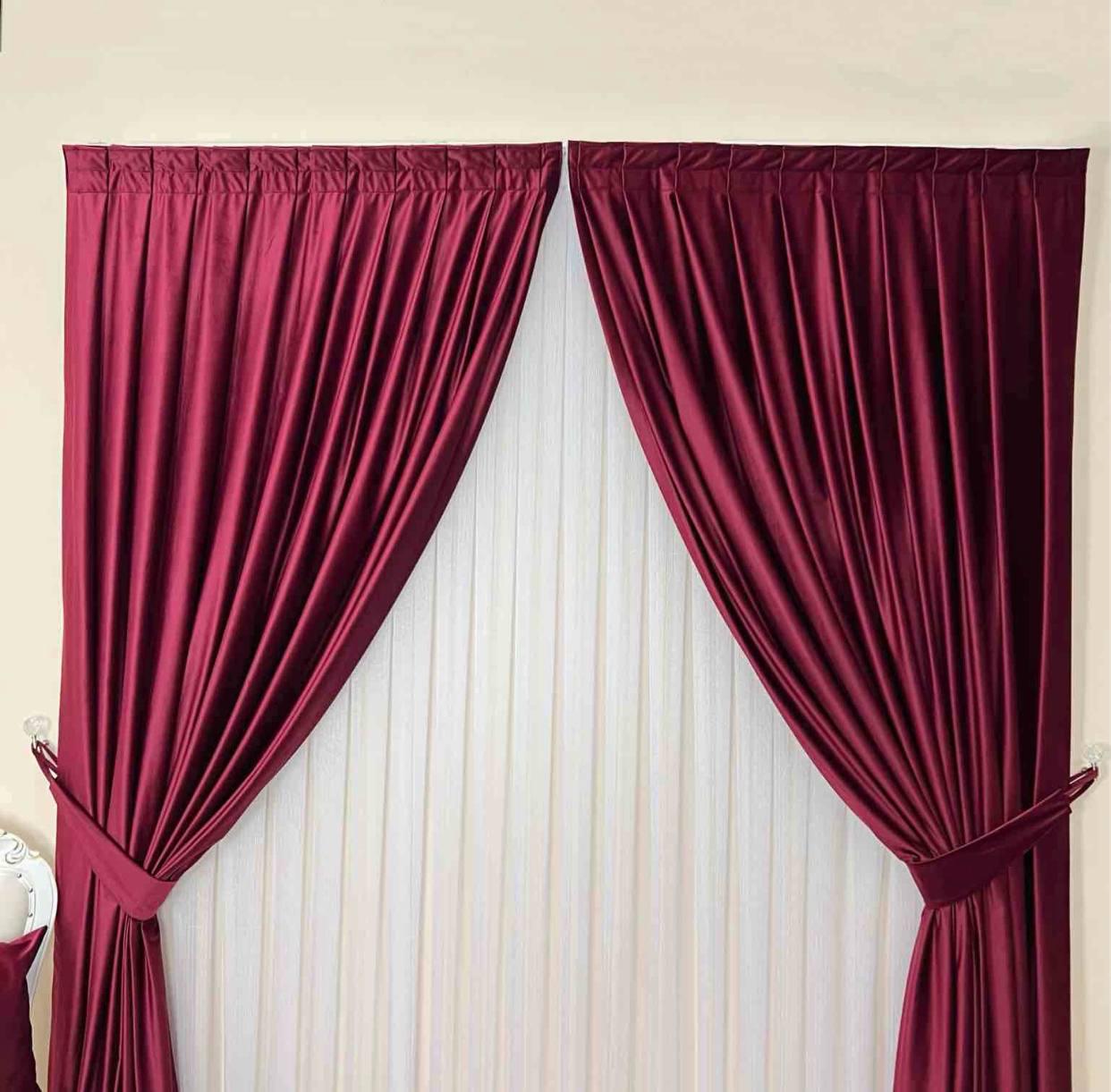 Штора велюрова на тасьмі 6 см 150x260 см Червоний (К0130-17N43-Т43) - фото 2 Штора велюрова на тасьмі 6 см 150x260 см Червоний (К0130-17N43-Т43) - фото 2