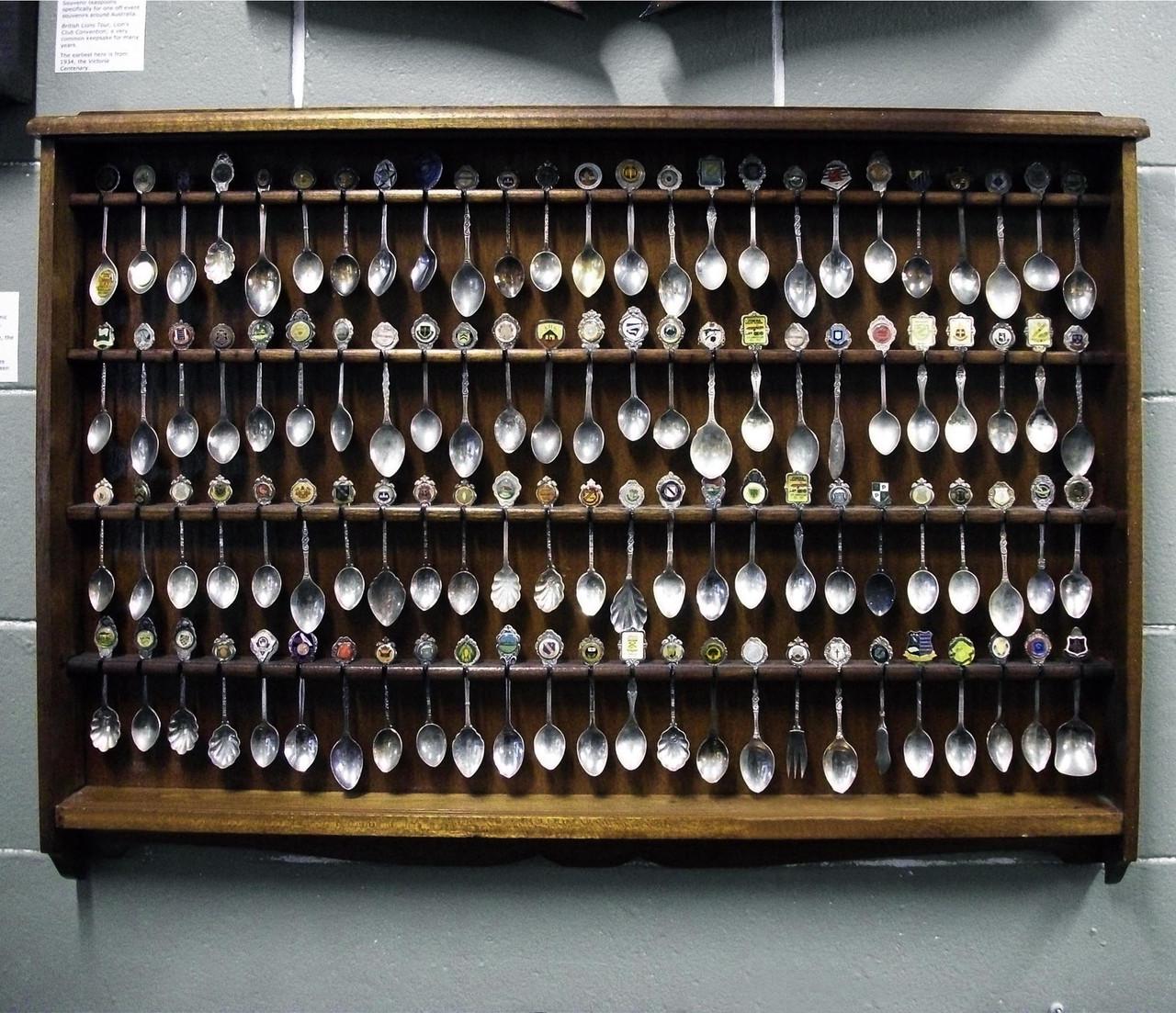 Полка для коллекции ложек Чероки Капучино (ПКЛ-000209)