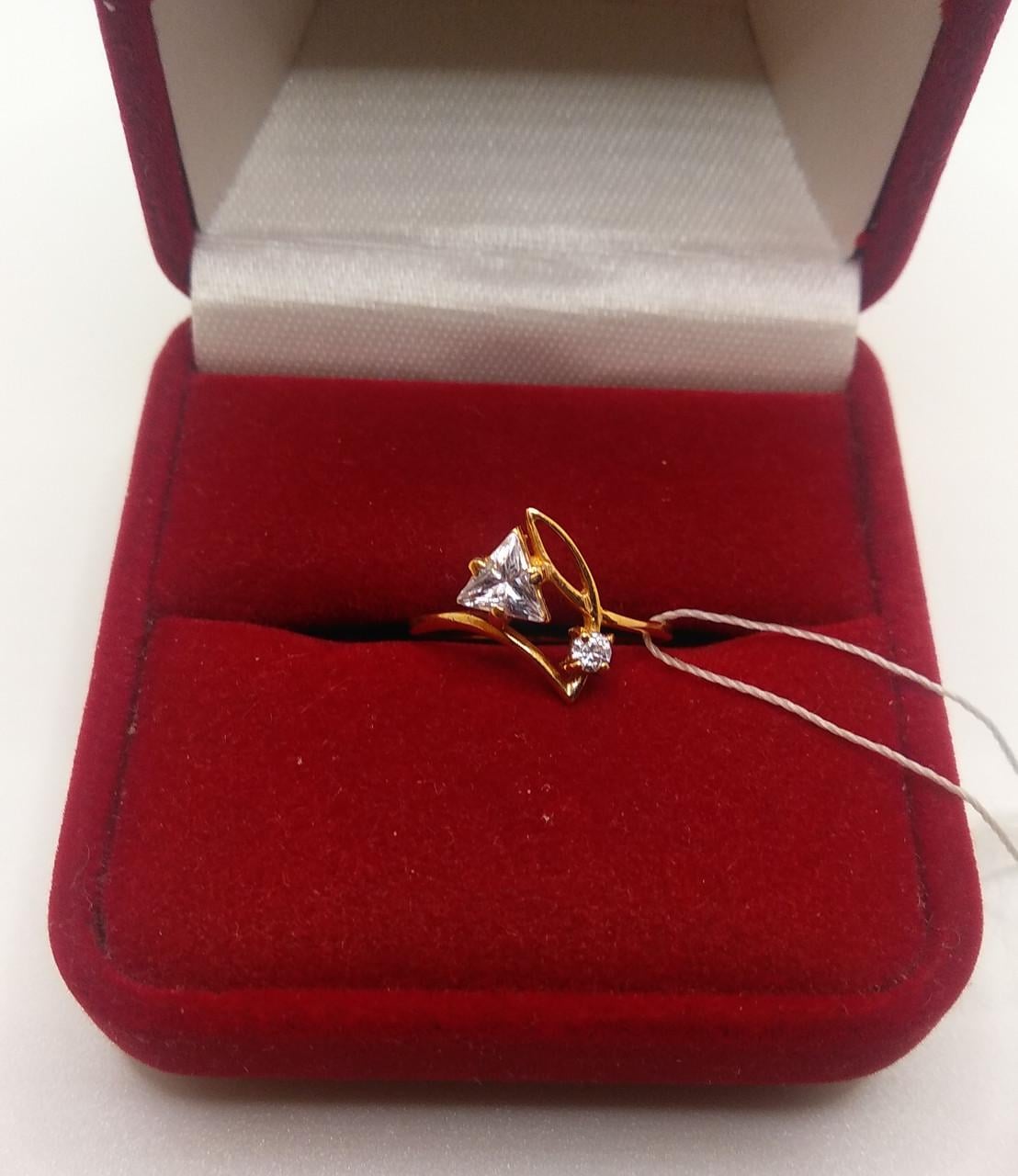 Кольцо золото 585° 1,05 г р. 15,5 (к02840)