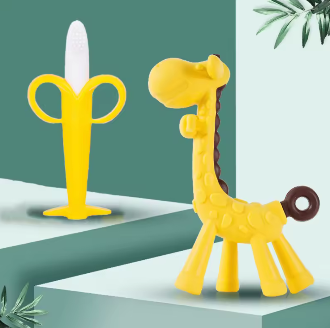 Набір прорізувачів силіконових Банан/Жираф у футлярі 2 шт. (26861802) - фото 2