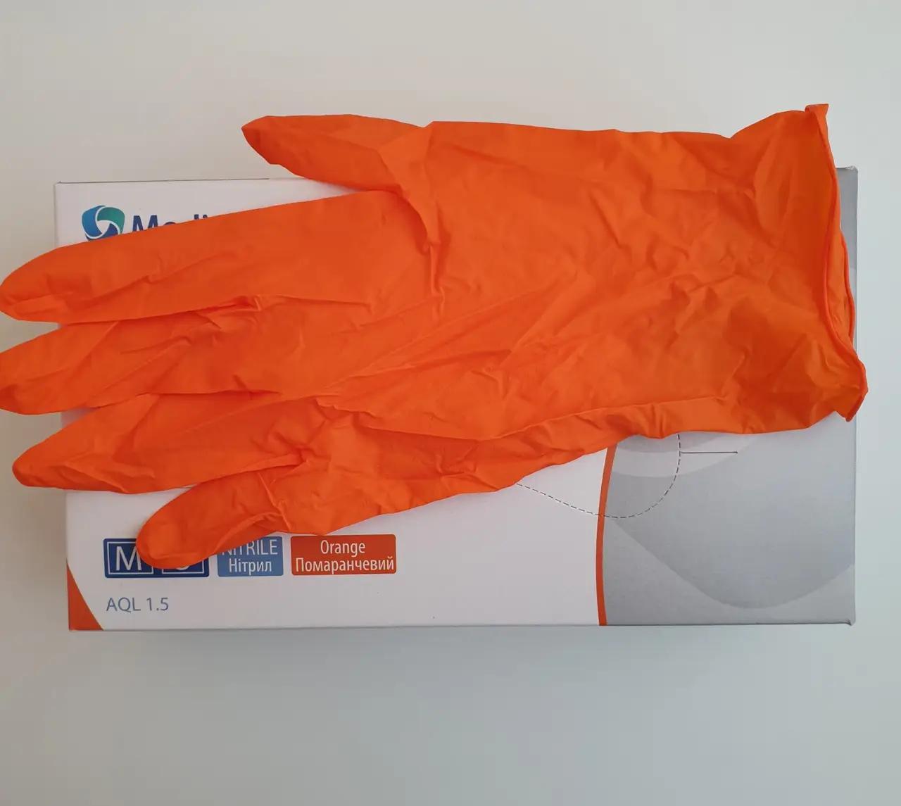 Перчатки Medicom SafeTouch Premium нитриловые без пудры текстурированные L 5,0 г 100 шт. Оранжевый (1117-D) - фото 2 Перчатки Medicom SafeTouch Premium нитриловые без пудры текстурированные L 5,0 г 100 шт. Оранжевый (1117-D) - фото 2