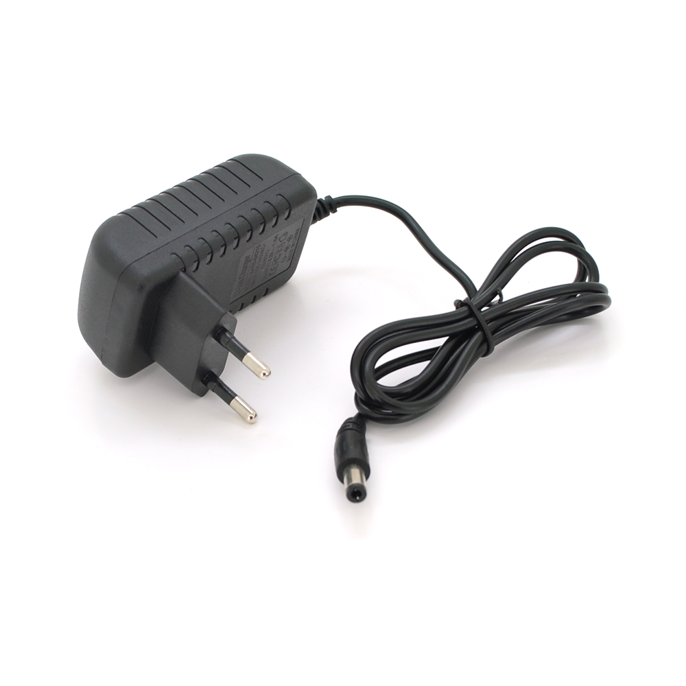 Зарядное устройство VOLTRONIC LiFePo4 15V 1A светодиодная индикация 5,5х2,5 см 1,2 м (YUT_V2118)