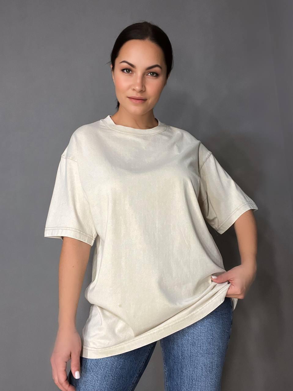 Футболка женская A-N 48020 базовая оверсайз удлиненная свободный крой вареная тай дай OS Бежевый (3446)