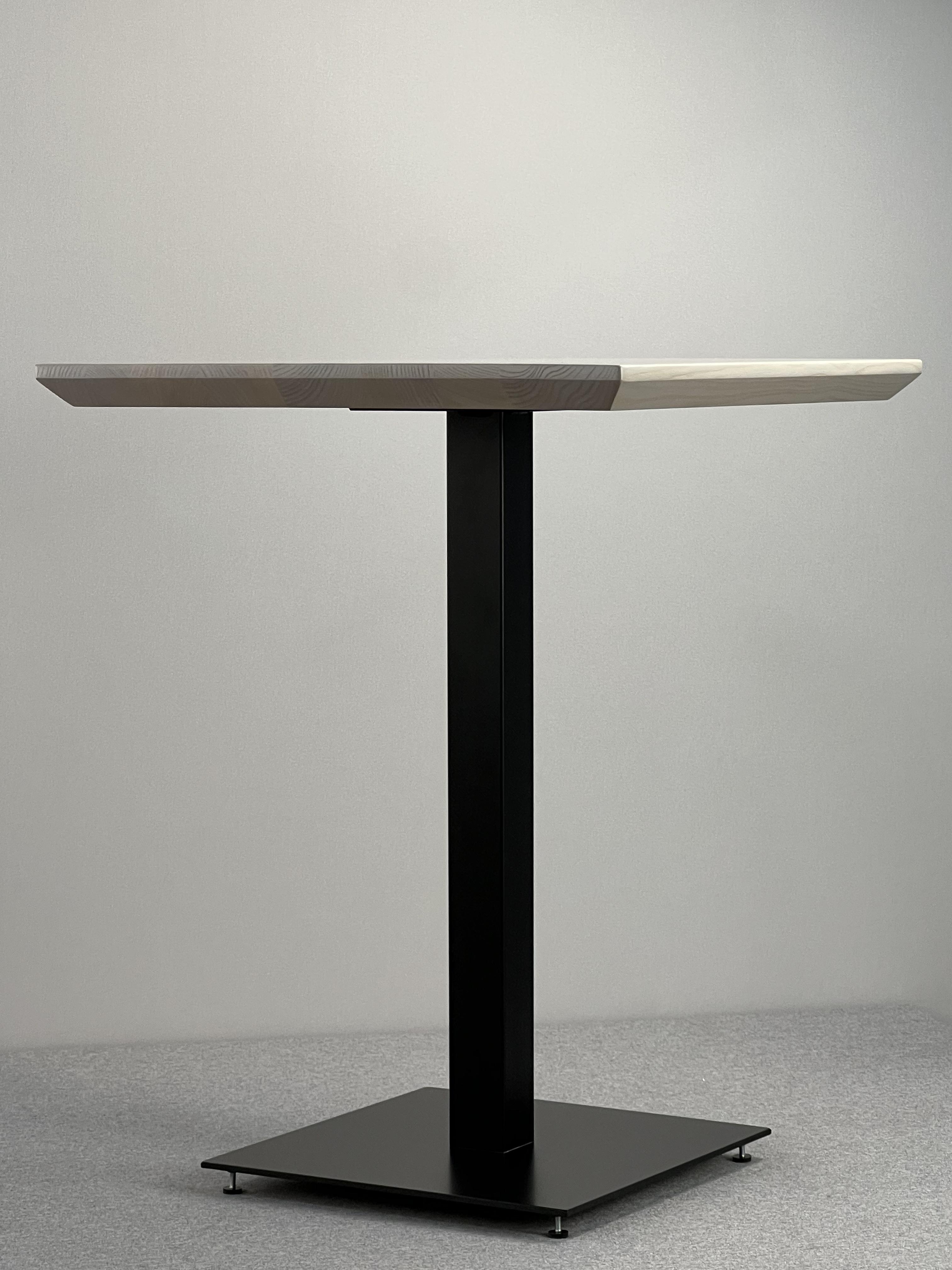 Стіл зі зрізом квадратний Lofty Серія 1 з ясена 600х600 мм (11313989) - фото 2 Стіл зі зрізом квадратний Lofty Серія 1 з ясена 600х600 мм (11313989) - фото 2