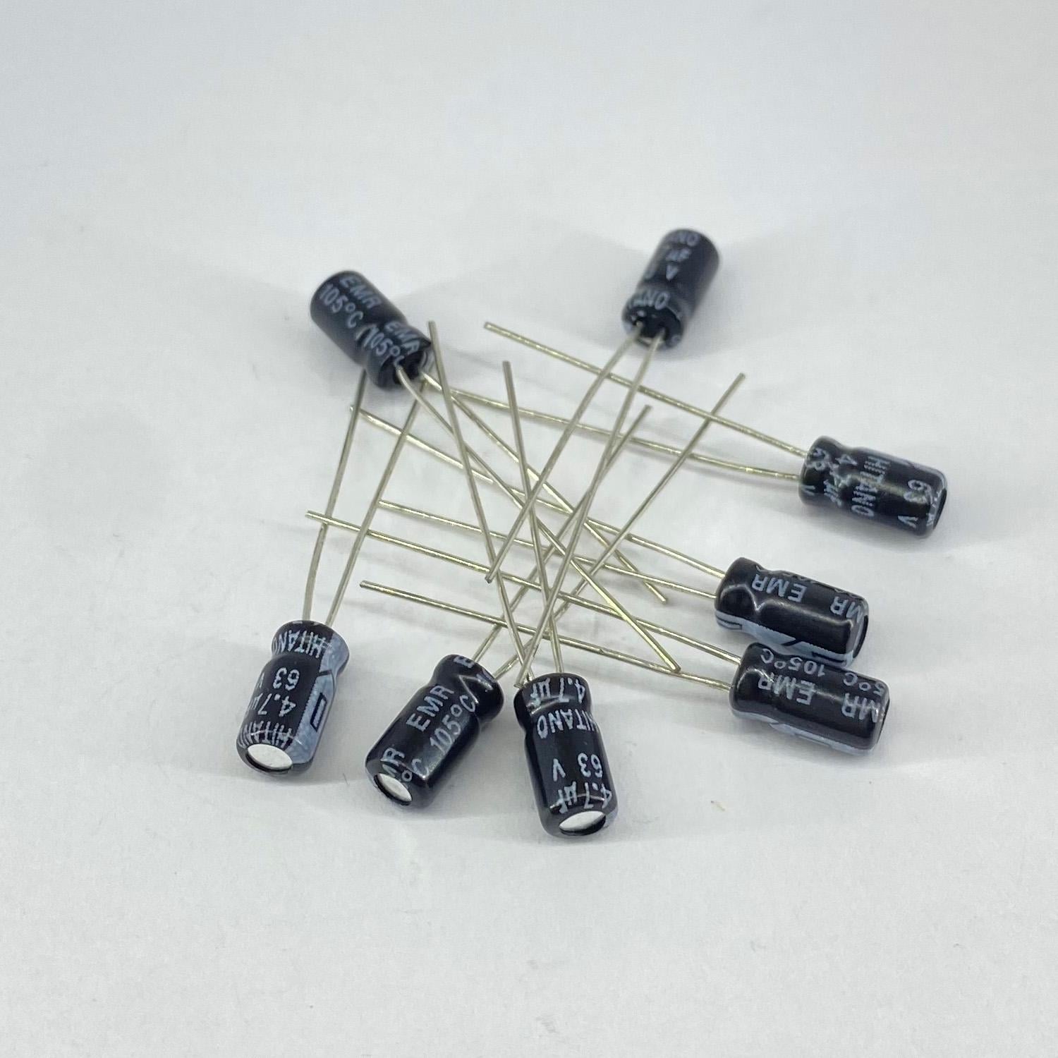 Электролитические конденсаторы HITANO 4,7 мкф 63V 4x7 мм 105 °C миниатюрные (5231)