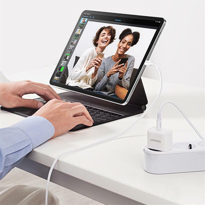 Зарядное устройство UGREEN CD241 Mini Fast Charger USB Type-C PD 20W White (10220) - фото 7 Зарядное устройство UGREEN CD241 Mini Fast Charger USB Type-C PD 20W White (10220) - фото 7