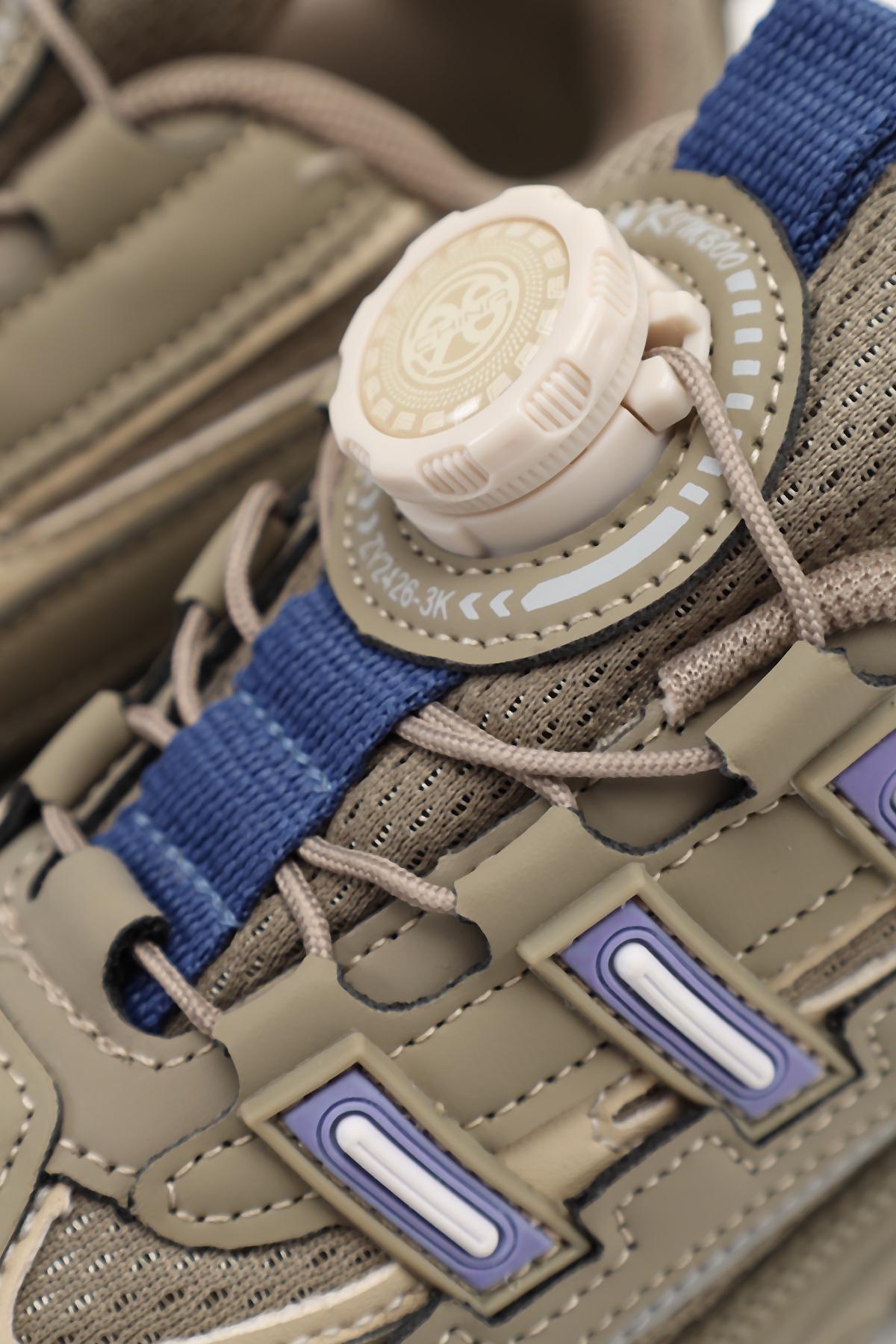 Кроссовки для девочки ЦБ-00273883 р. 32 Коричневый (SKT001056686) - фото 4 Кроссовки для девочки ЦБ-00273883 р. 32 Коричневый (SKT001056686) - фото 4