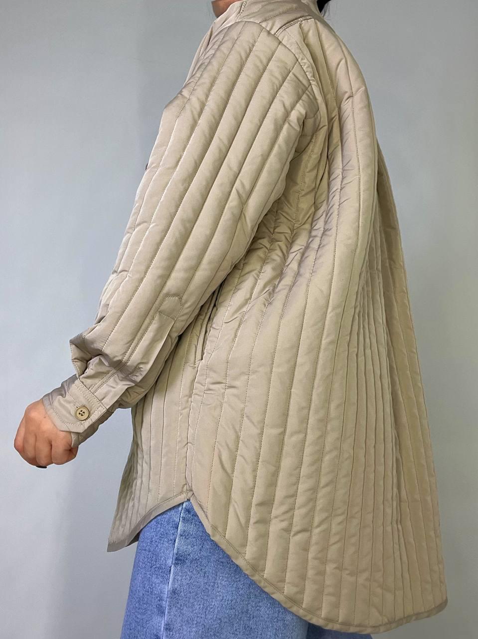Куртка женская LADY YEP 9089 рубашка удлиненная стеганая демисезонная OS Бежевый (3721) - фото 4 Куртка женская LADY YEP 9089 рубашка удлиненная стеганая демисезонная OS Бежевый (3721) - фото 4