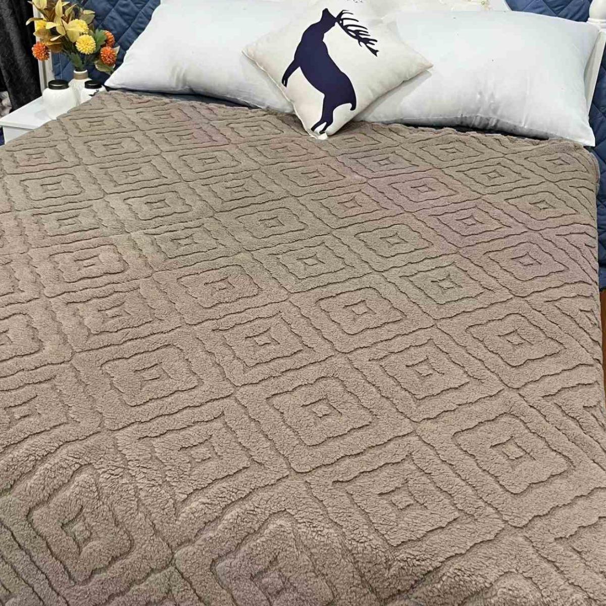 Плед пушистый Koloco Ромбик евро 220х240 см Коричневый (39714) Плед пушистый Koloco Ромбик евро 220х240 см Коричневый (39714)