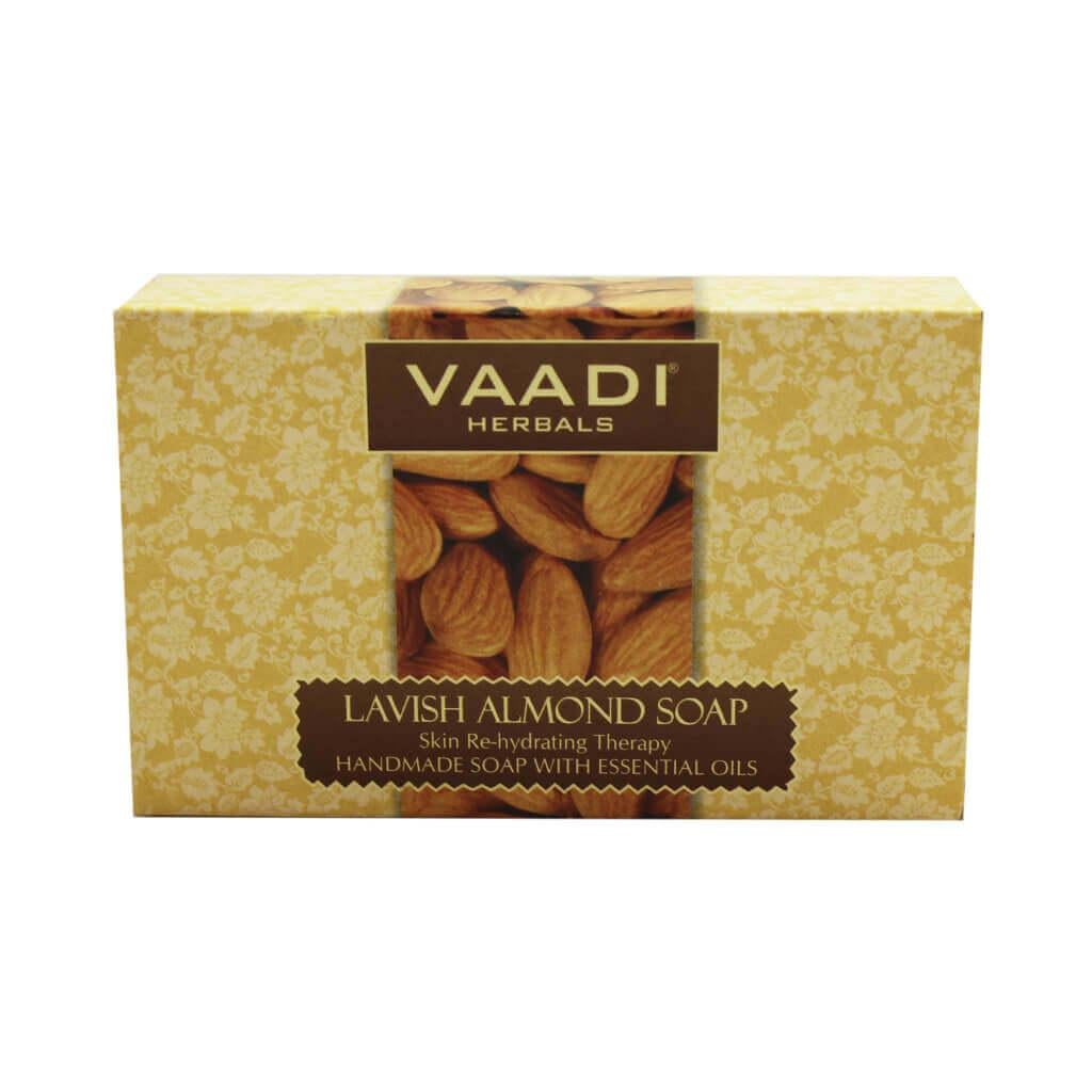 Мыло Vaadi Herbals Роскошный миндаль 75 г (8906049911166)