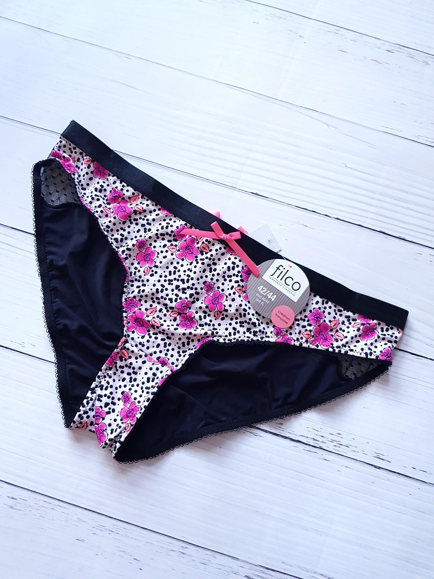 Трусики женские в абстрактный принт Filco А-1337 42-44/XL Черный (53436899)