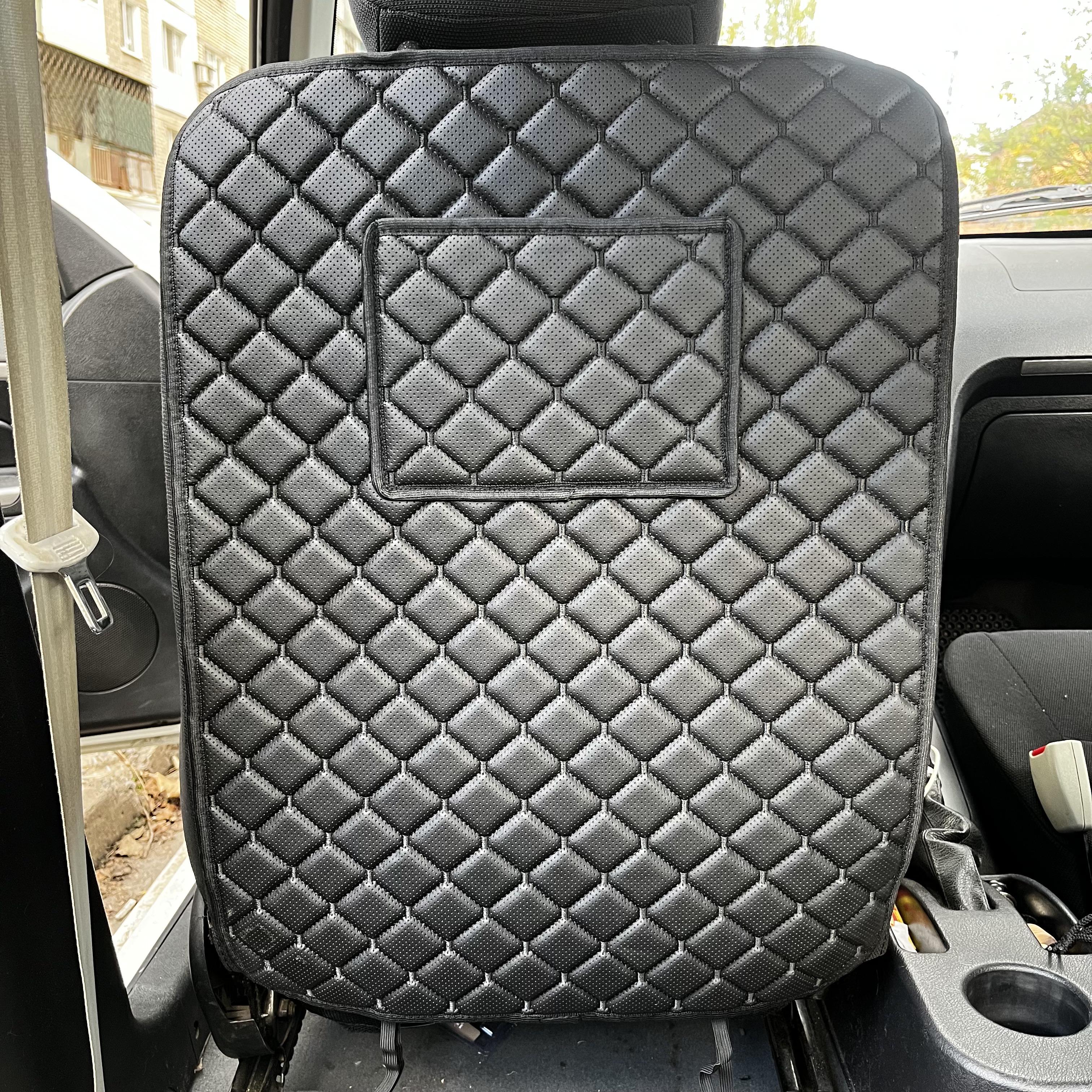 Накидка захисна на спинку переднього сидіння автомобіля з екошкіри 60x45 см з карманом Чорний (29882943) - фото 1 Накидка захисна на спинку переднього сидіння автомобіля з екошкіри 60x45 см з карманом Чорний (29882943) - фото 1