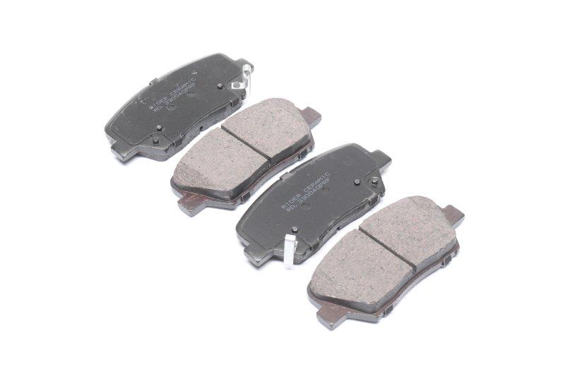 Колодки тормозные дисковые Ceramic Hyundai Sonata 09- передние (RD.330040PRF RIDER)
