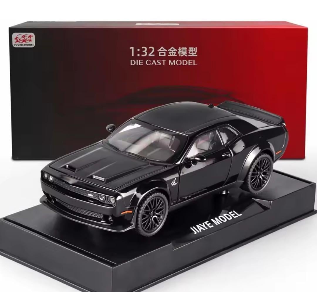 Модель Dodge Challenger SRT Hellcat Redeye металлическая 1:32 Черный