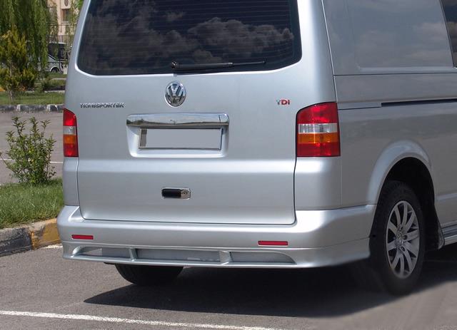 Накладка на задній бампер під фарбування для Volkswagen T5 Multivan 2003-2010 року - фото 2