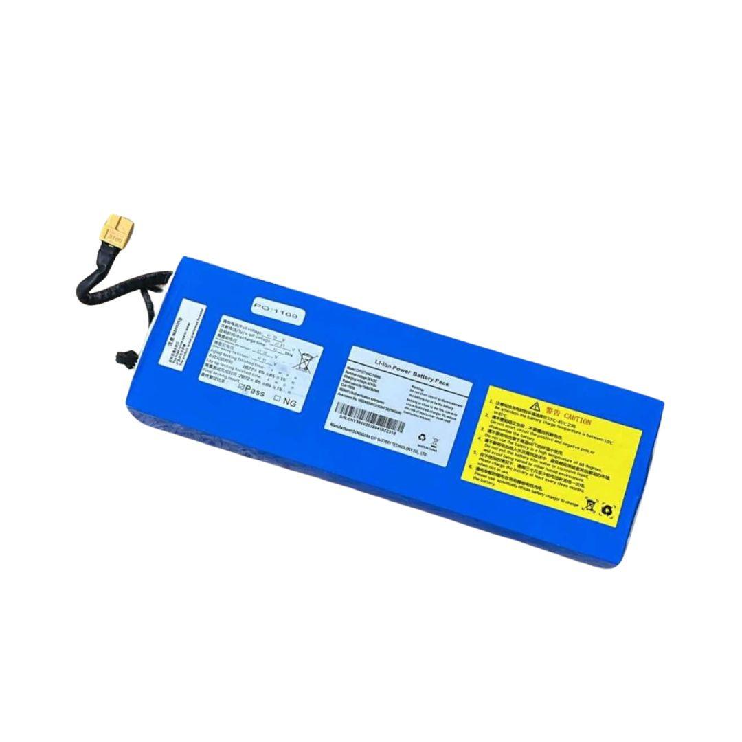 Батарея литиевая аккумуляторная для электросамокатов 36V 10Ah (16782)