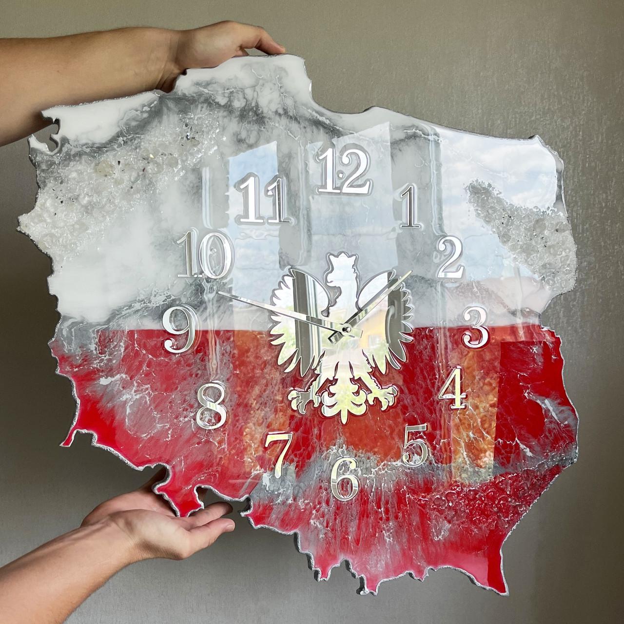 Часы настенные из эпоксидной смолы Карта Польши 70х63 см