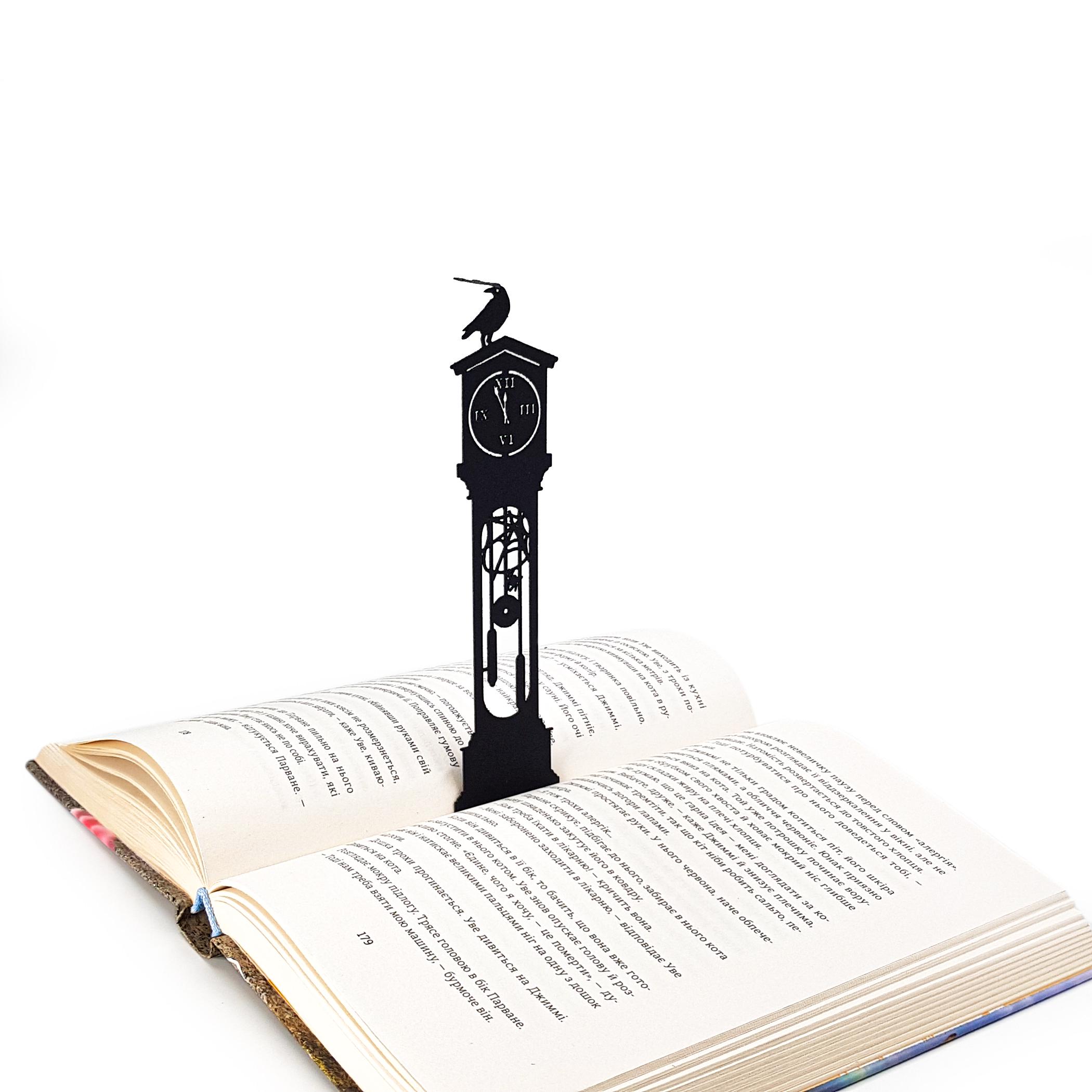 Закладка для книг Старовинний годинник з вороном (sp6-1619156402251) Закладка для книг Старовинний годинник з вороном (sp6-1619156402251)