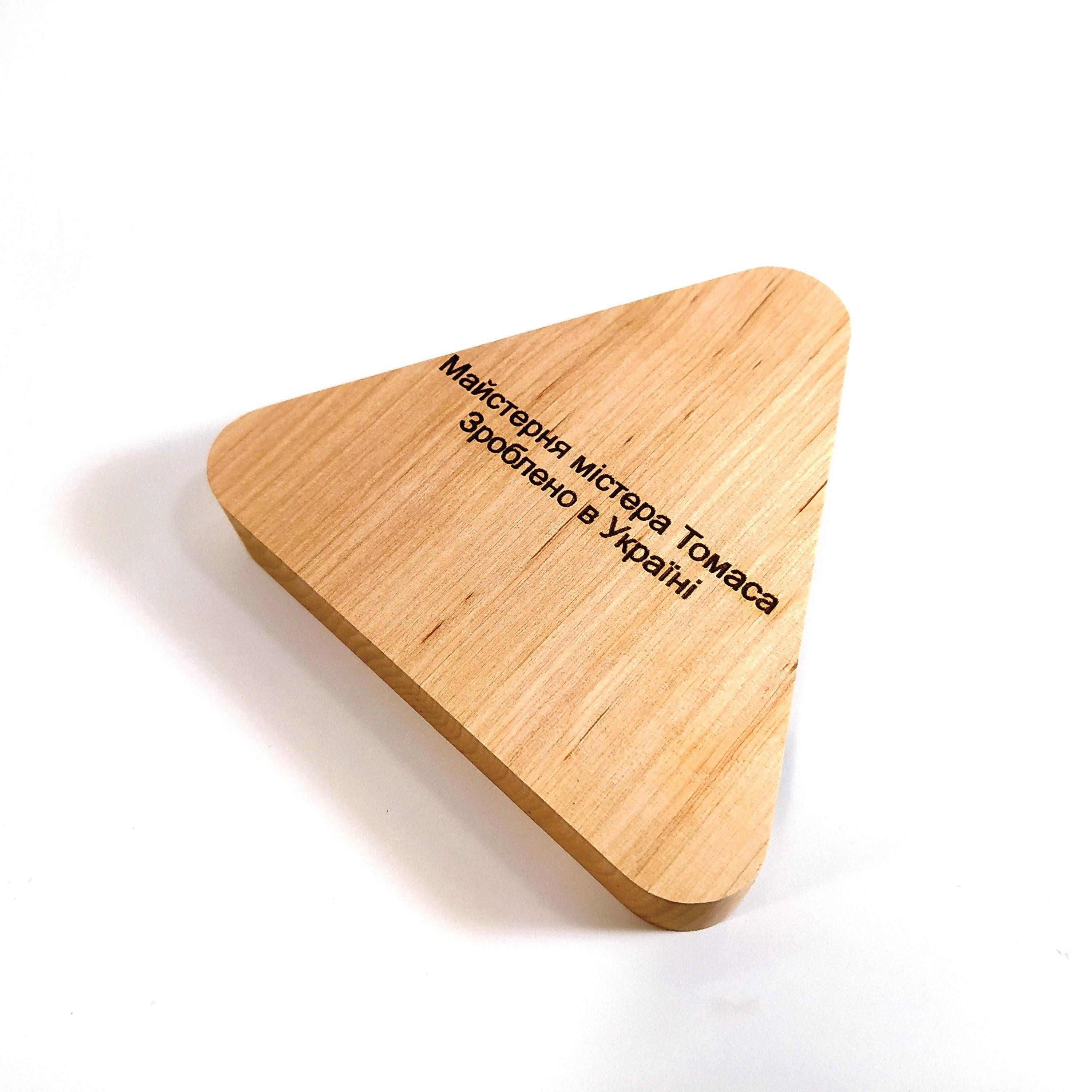 Подставка для смартфона Майстерня містера Томаса Игра в кальмара Треугольник 11х10 см - фото 5 Подставка для смартфона Майстерня містера Томаса Игра в кальмара Треугольник 11х10 см - фото 5