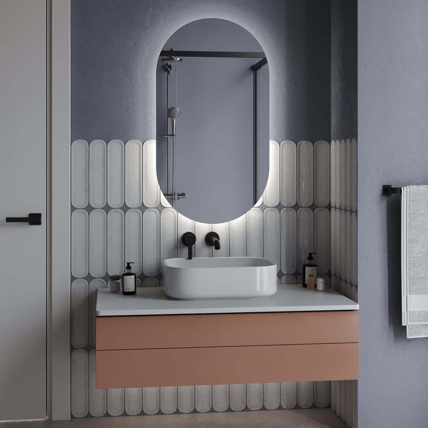 Зеркало фигурное подвесное с LED-подсветкой Лиль 800x500 мм и кнопочным управлением