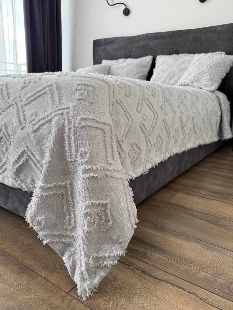 Покривало Бйорк 240x250 см Сірий (23743-8-240x250cm) - фото 3 Покривало Бйорк 240x250 см Сірий (23743-8-240x250cm) - фото 3