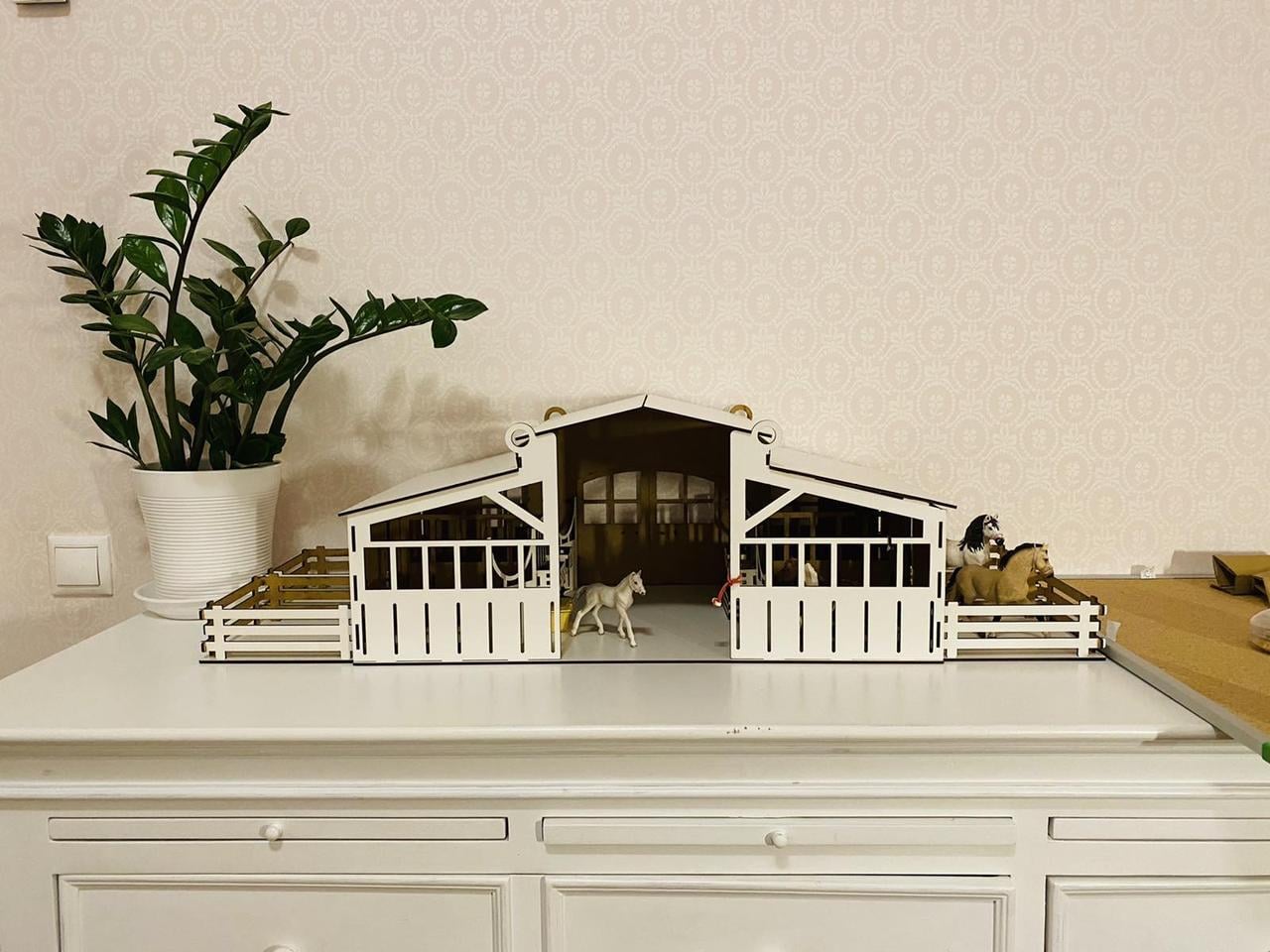 Конструктор-пазл з фанери дитячий Стайня та загін для коней з ящиками/годівницями та інвентарем дерев'яний (1777515642)