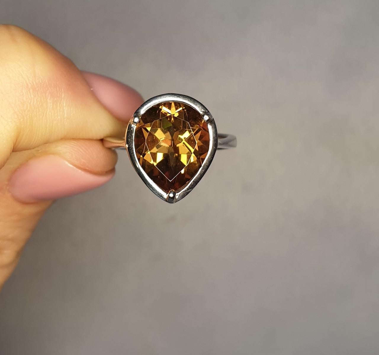 Кольцо серебряное с султанитом р. 17 3,56 г (1379043014) Кольцо серебряное с султанитом р. 17 3,56 г (1379043014)