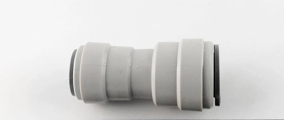 Фитинг прямой 1810-E/6U8 трубка-трубка 3/8"-1/2" (66778801437) Фитинг прямой 1810-E/6U8 трубка-трубка 3/8"-1/2" (66778801437)