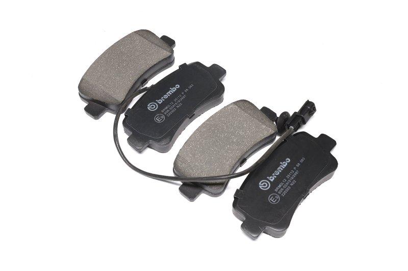 Тормозные колодки дисковые задние Opel movano/Renault Master 04/10- BREMBO P68063 (P 68 063 BREMBO)