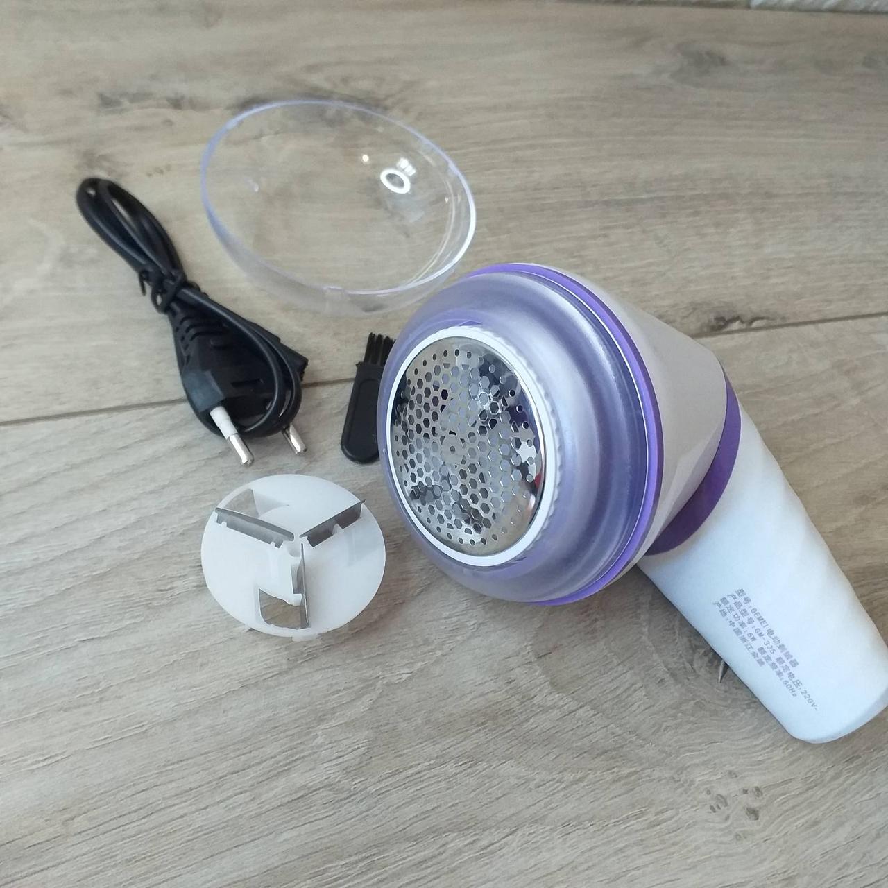 Машинка аккумуляторная Gemei GM-335 для удаления катышек с поворотной ручкой Белый с фиолетовым (KG-10278) - фото 8 Машинка аккумуляторная Gemei GM-335 для удаления катышек с поворотной ручкой Белый с фиолетовым (KG-10278) - фото 8